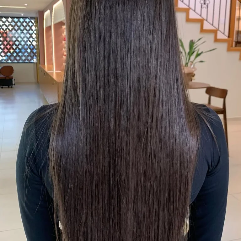 Alisamento cabelo longo brilho We Hall Beauty